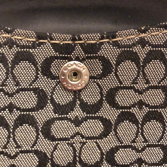 Coach Wallet - Picture 6 of 8